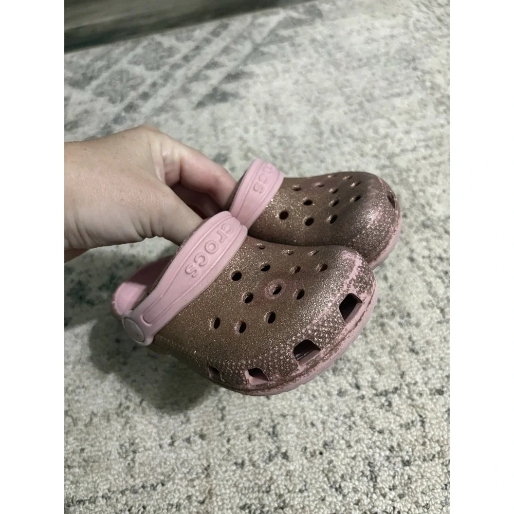 Crocs Toddler Girls Pink Glitter Clog Shoes Slip On Breathable Rubber Size 8 C8